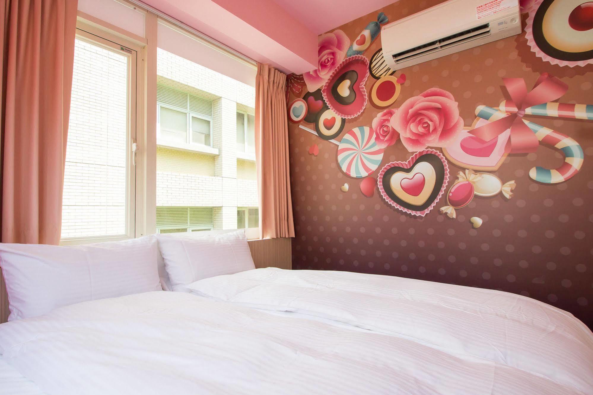 Morwing Hotel Fairytale Taipei Exterior photo