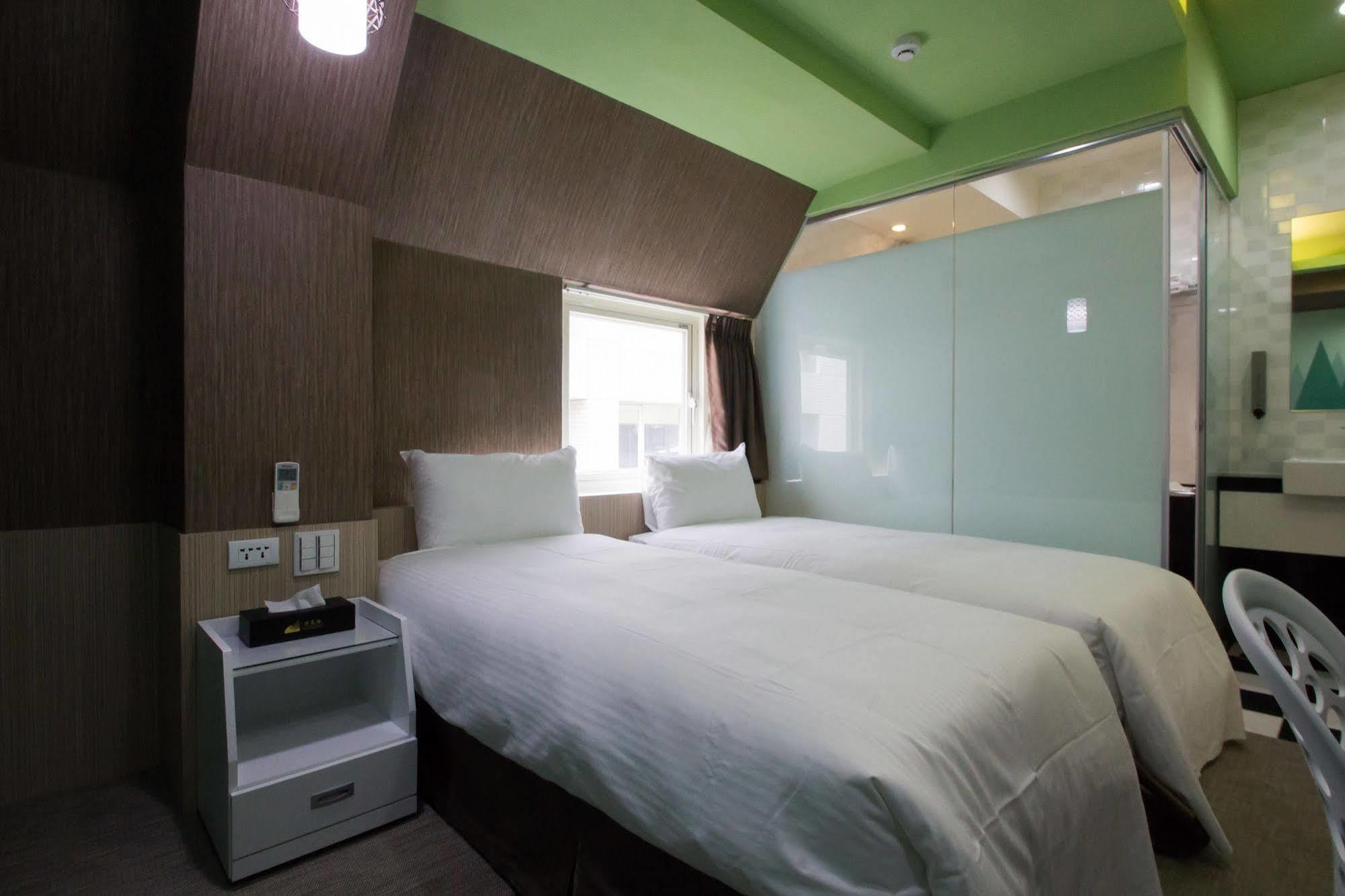 Morwing Hotel Fairytale Taipei Exterior photo